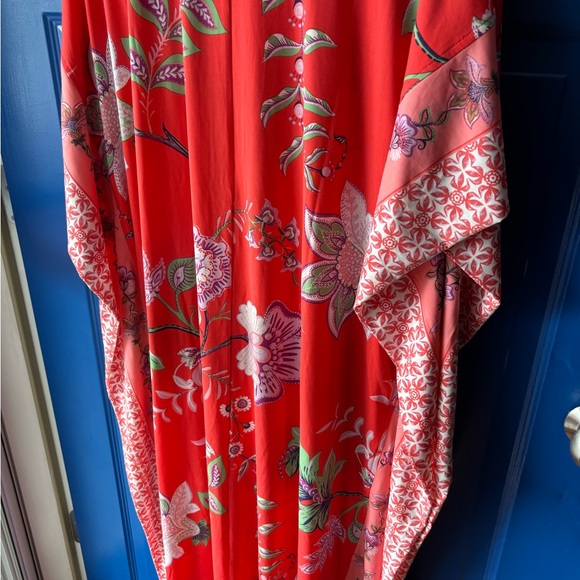 Joan Rivers Red and White Floral Caftan Mrs Roper Floral - Picture 5 of 5